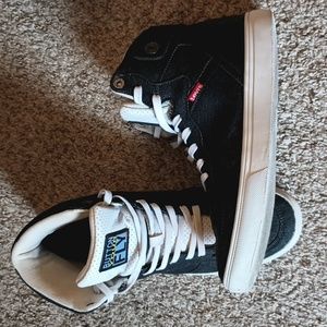 Levi tennis shoes